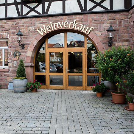 Weingut Schreieck Vinotel & Gutshaus Sankt Martin Exteriör bild