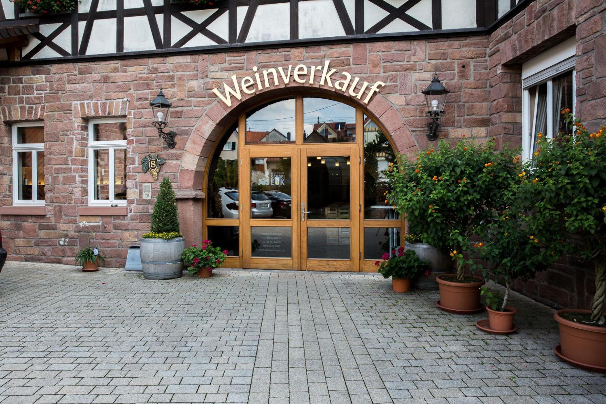 Weingut Schreieck Vinotel & Gutshaus Sankt Martin Exteriör bild